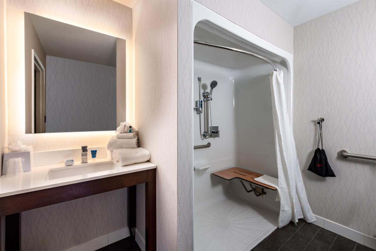 Radisson Hotel Fairview Heights - St Louis المظهر الخارجي الصورة